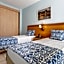 Avra Hotel