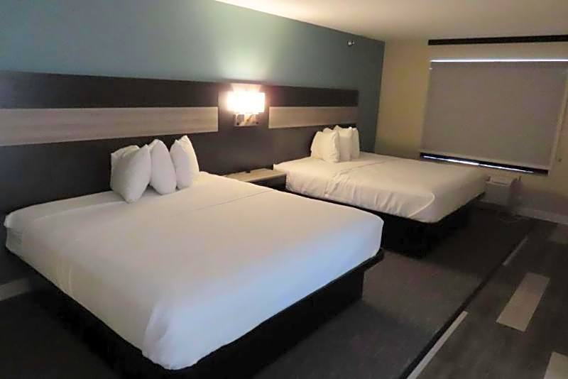 Best Western Prime Inn & Suites