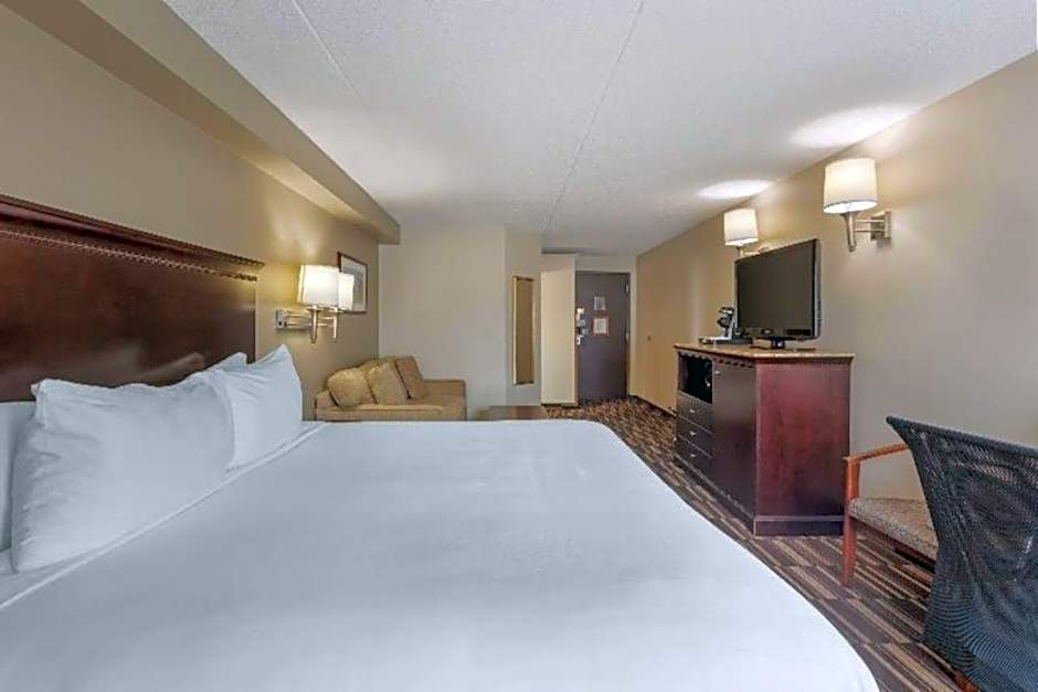 Best Western Plus Orillia Hotel