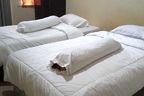 Economy Twin Room