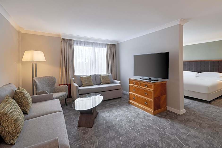 Delta Hotels by Marriott Heathrow Windsor