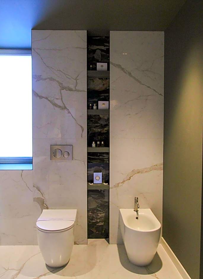 Ambassador Palace Hotel