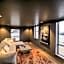 Henningsvær Bryggehotell - by Classic Norway Hotels