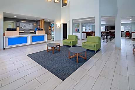 Holiday Inn Express & Suites Watsonville By IHG