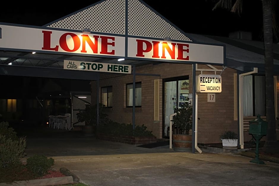 Lone Pine Motel