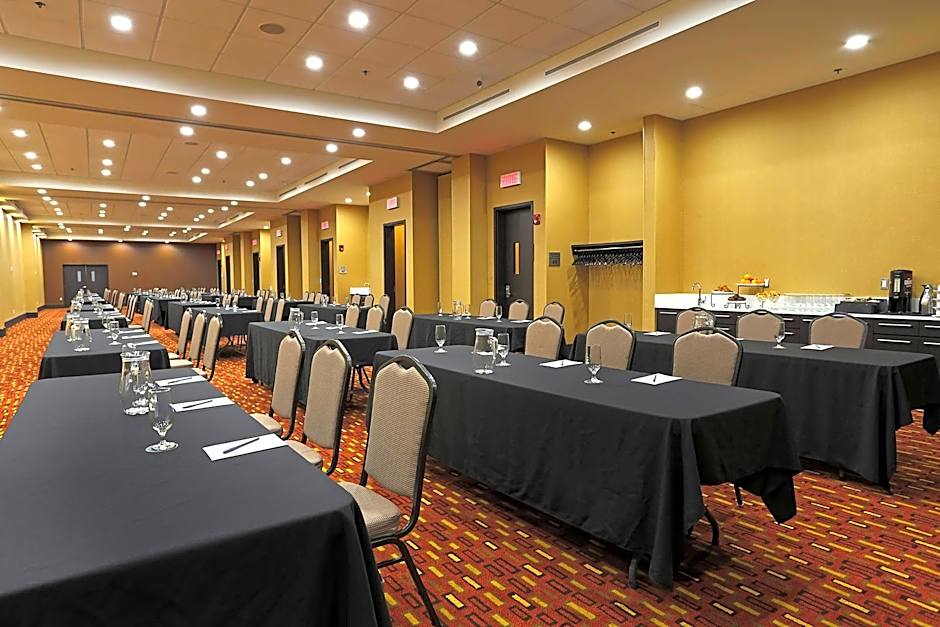 Courtyard by Marriott Montreal West Island/Baie D'Urfe