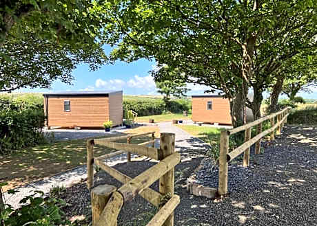 Calvesland Hideaway
