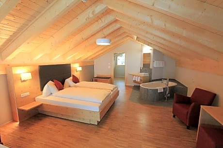 Junior Suite with Balcony