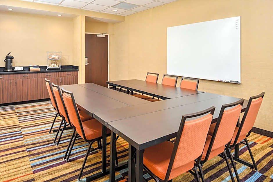 Fairfield Inn & Suites by Marriott Warrensburg