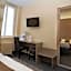 Brit Hotel Le Surcouf
