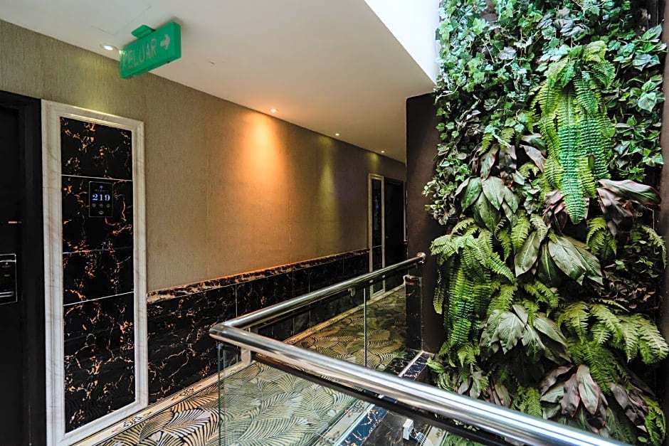 Midori Concept Hotel