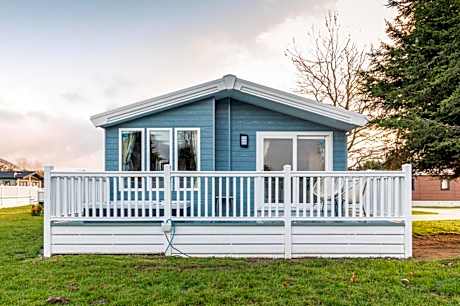 The Haven Lodge with Hot Tub