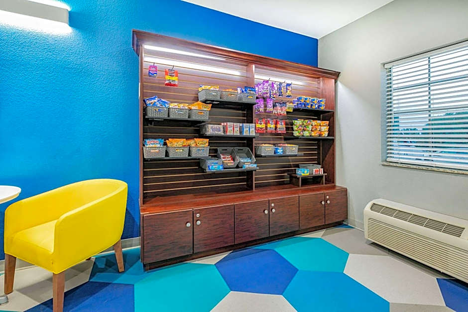 Microtel Inn and Suites by Wyndham Austin Airport