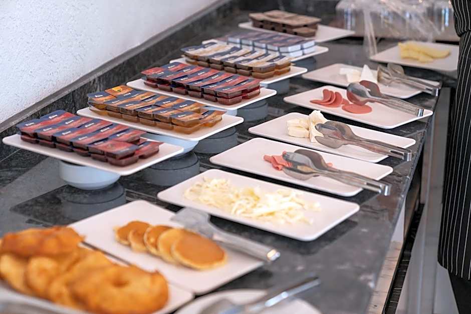 Laristone Suite Spa Hotel