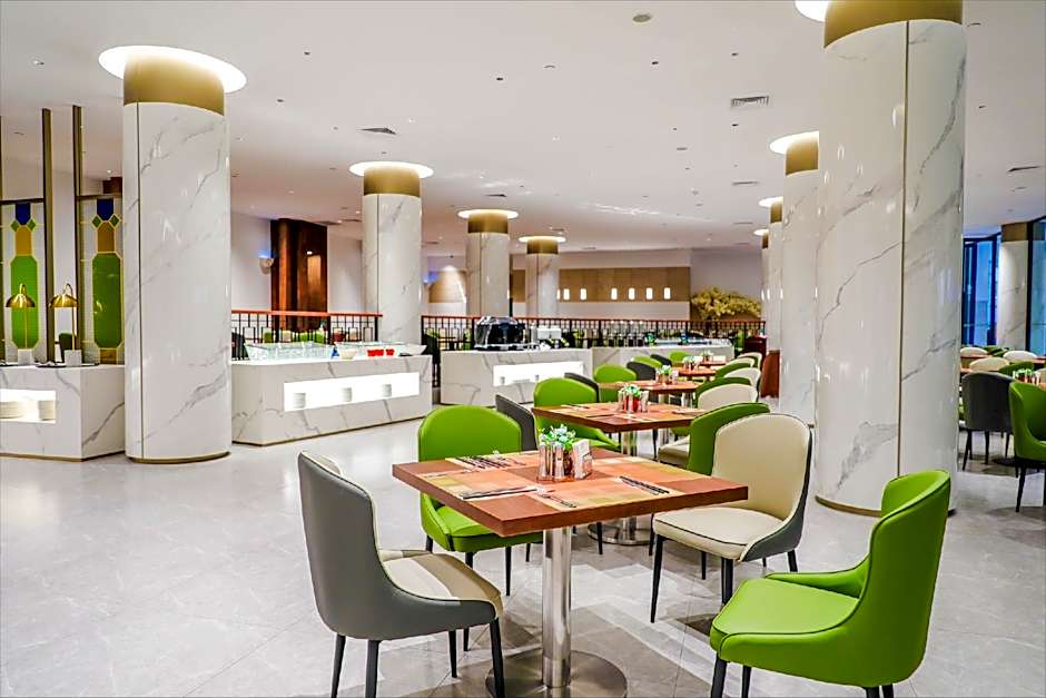 Dong Fang Hotel Guangzhou