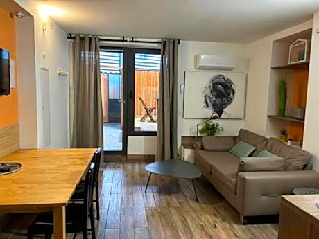 Superior Apartment