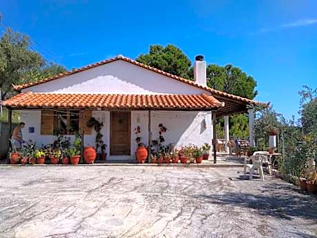 villa axiothea