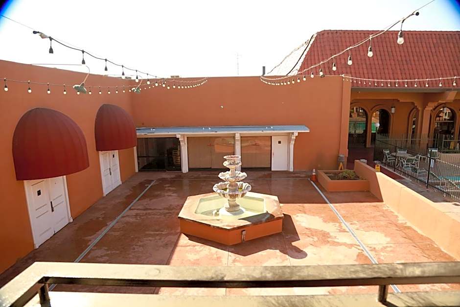 Ramada by Wyndham Fresno North