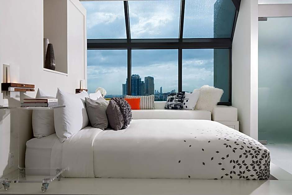 Renaissance by Marriott Santo Domingo Jaragua Hotel & Casino