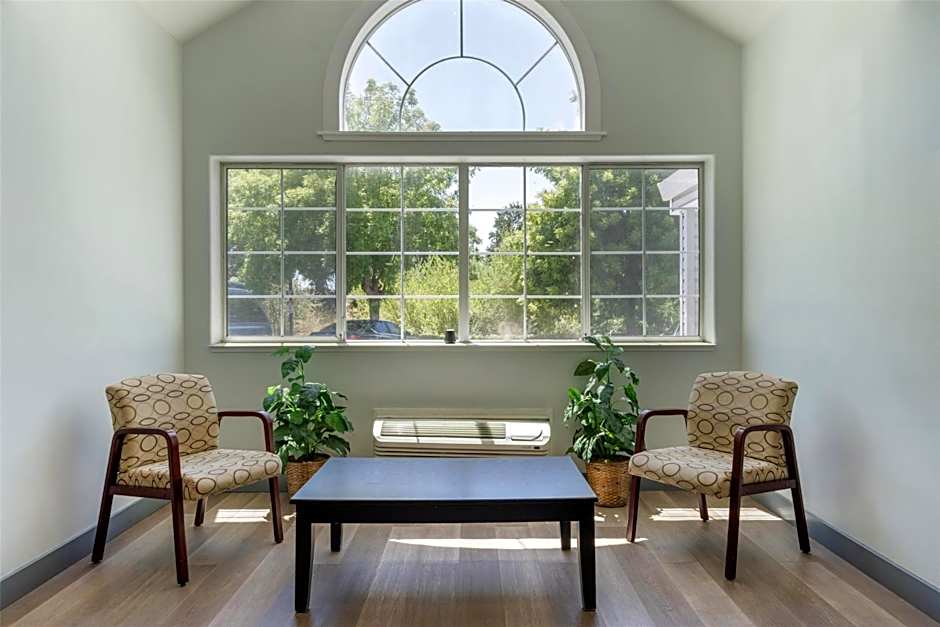 SureStay by Best Western Sacramento South Natomas