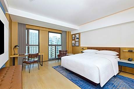 Premium Suite, Suite, 1 King, City view