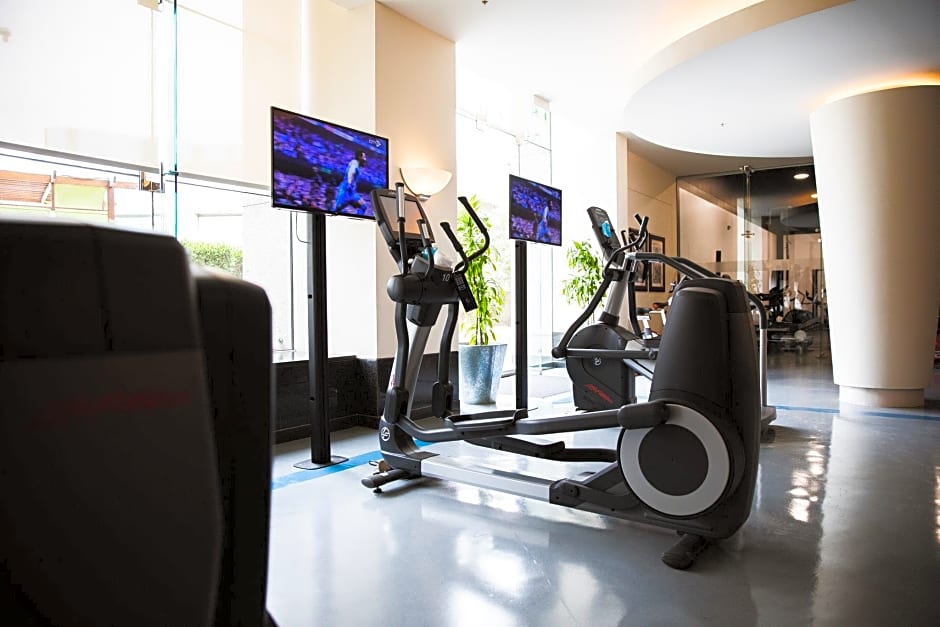 Four Seasons Hotel Riyadh at Kingdom Centre