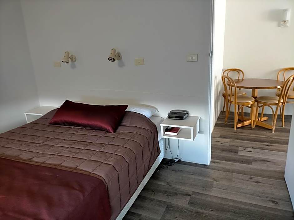 Photo 1 of 7 of Family Suite