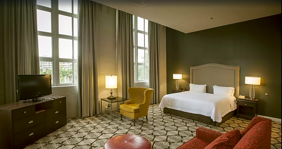 Hampton Inn and Suites New Orleans Convention Center