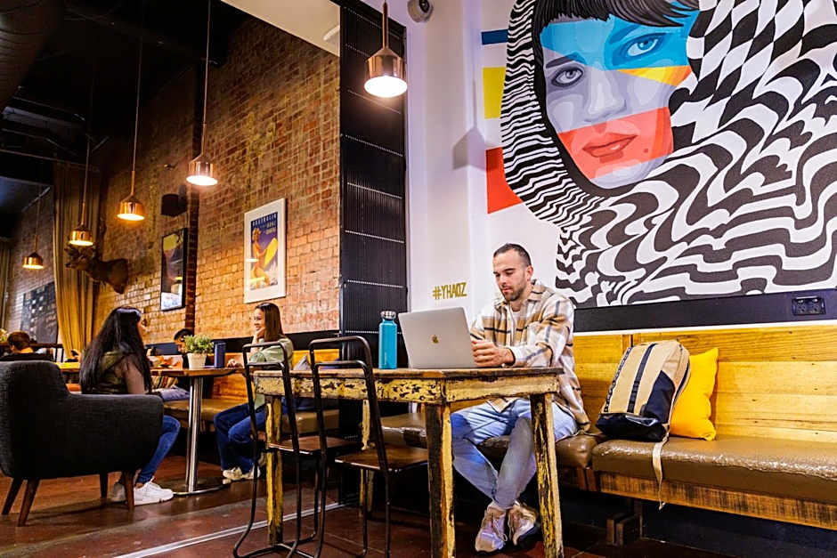 YHA Melbourne Central