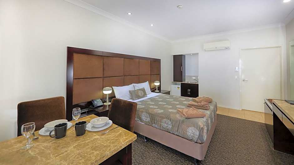 Western Downs Motor Inn