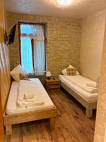 Budget Twin Room