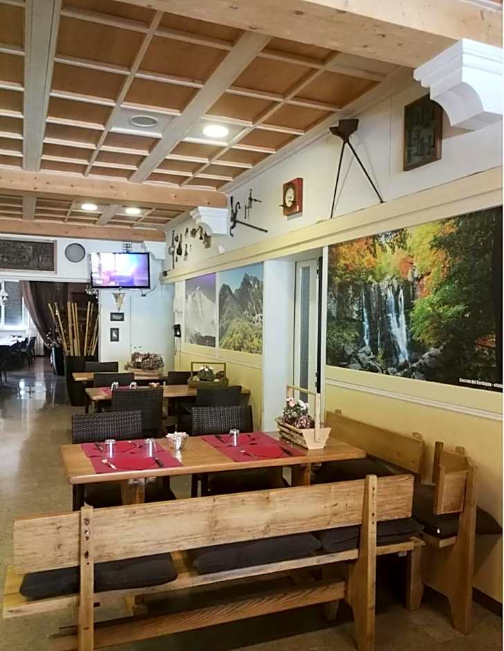 Piccolo Hotel