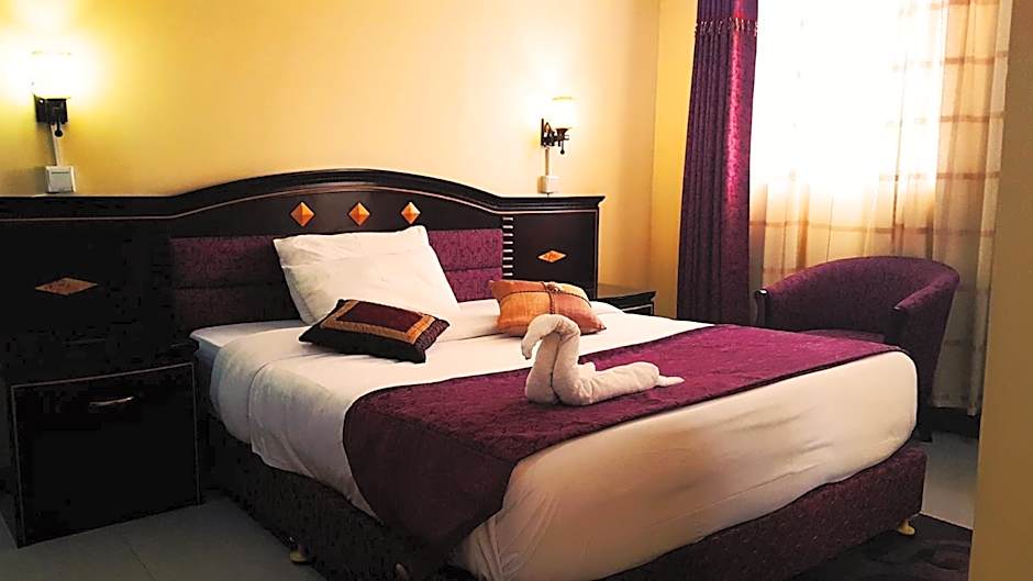 Urban Rose Hotel & Apartments