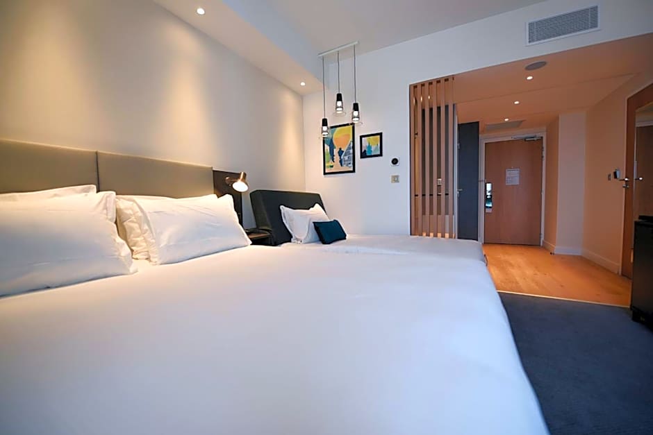 Holiday Inn Dijon Sud Longvic By IHG