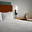 Hampton Inn & Suites Phoenix Chandler-Fashion Center