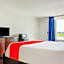 OYO Hotel Dundee By Crystal Lake