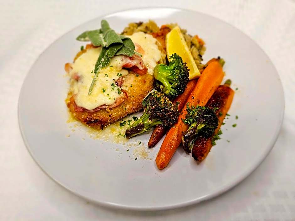 Altland House Inn & Suites