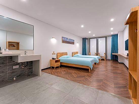 Indoor Business Hotel