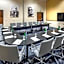 Courtyard By Marriott Prague Airport
