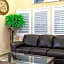 Days Inn & Suites by Wyndham Antioch