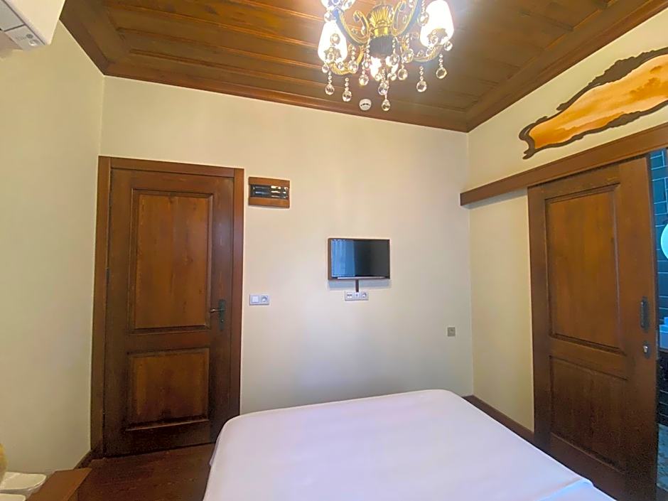 Dionysos 1789 Boutique Hotel