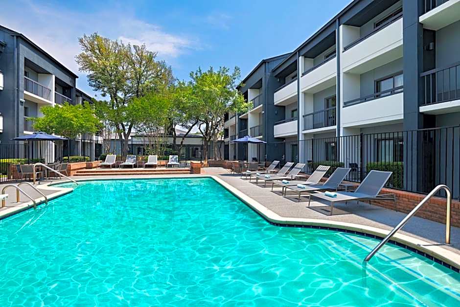 Courtyard by Marriott Dallas Richardson at Spring Valley