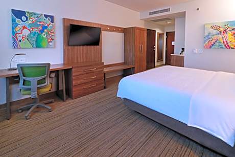 1 King Suite