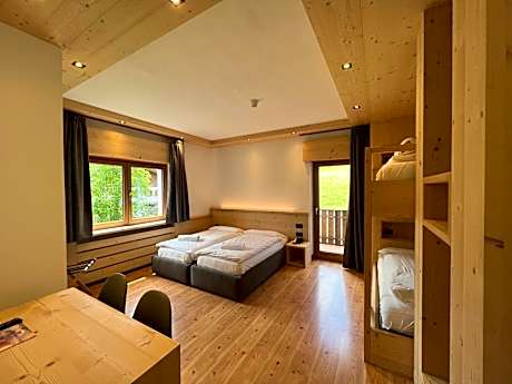 Quadruple Room with Balcony