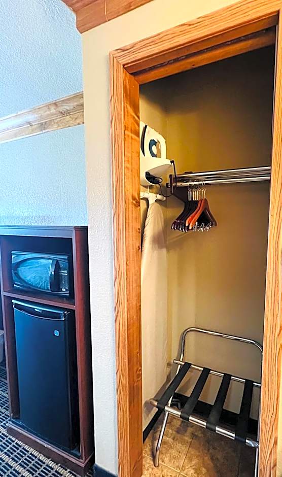 Cattle country lodge