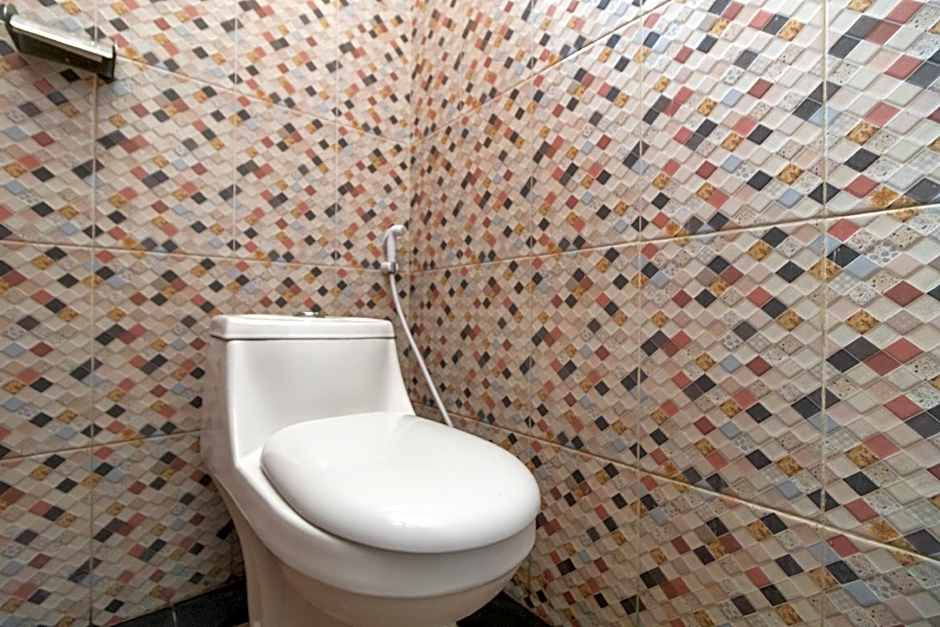 RedDoorz Syariah near RS Mata Padang