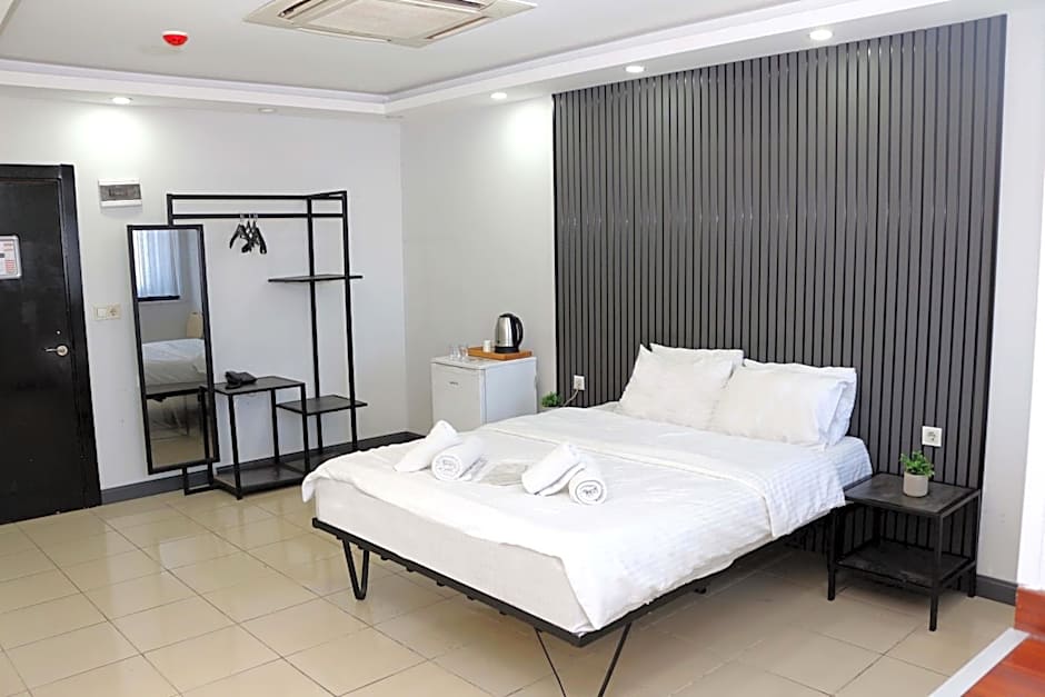 biglife hotel
