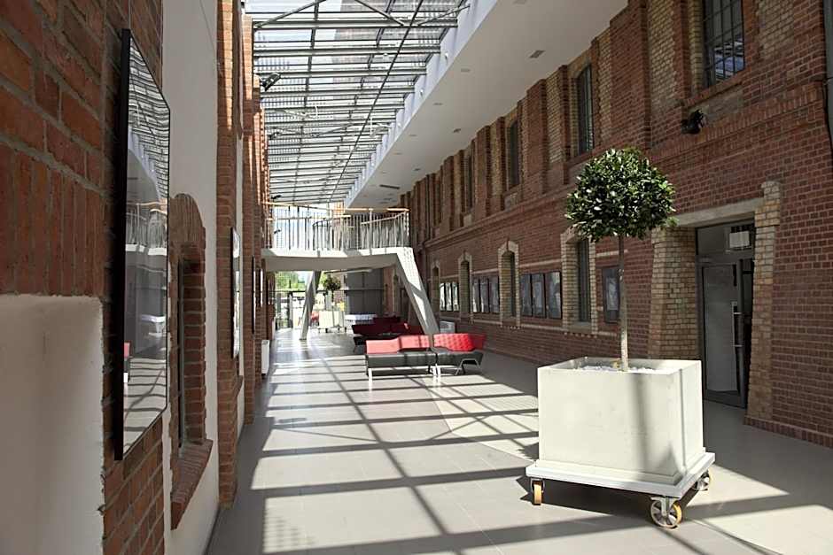 Hotel Młyn Toruń - dawne MCSM