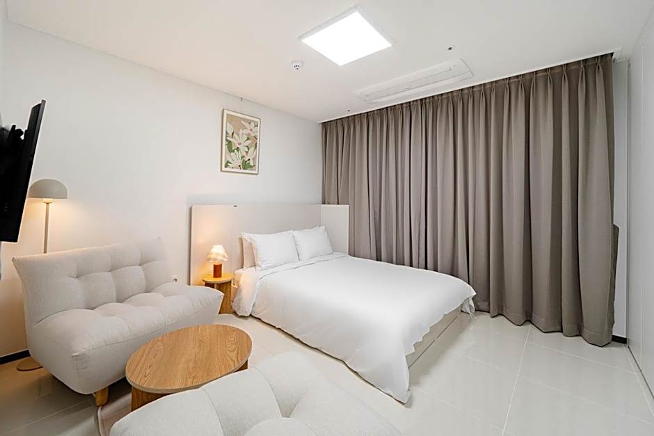 Urbanstay Busan Cityhall