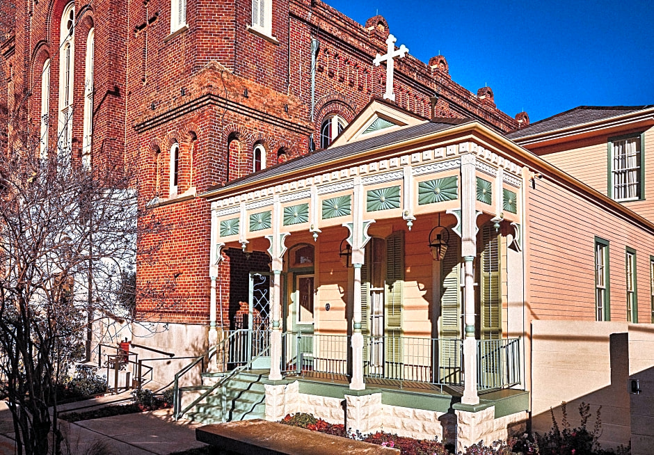 Hotel Peter and Paul